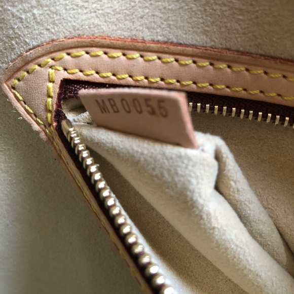 Laptop✅Louis Vuitton zipper business tote - Picture 14 of 14